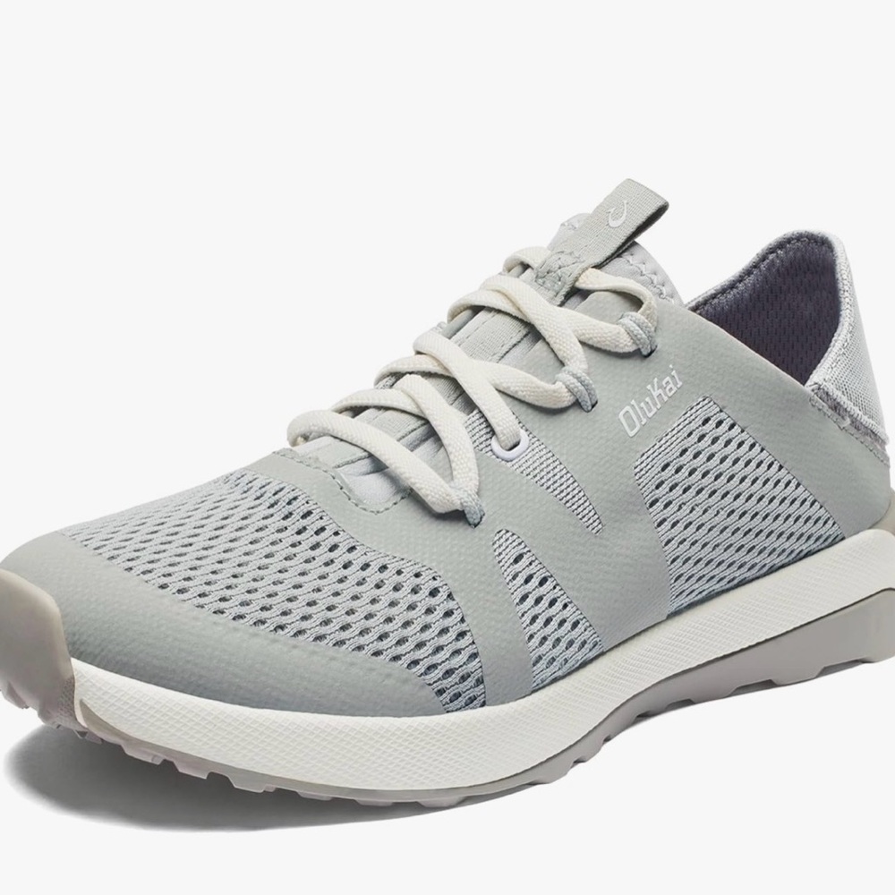 OluKai Huia Women’s Light Gray Mesh Sneakers
